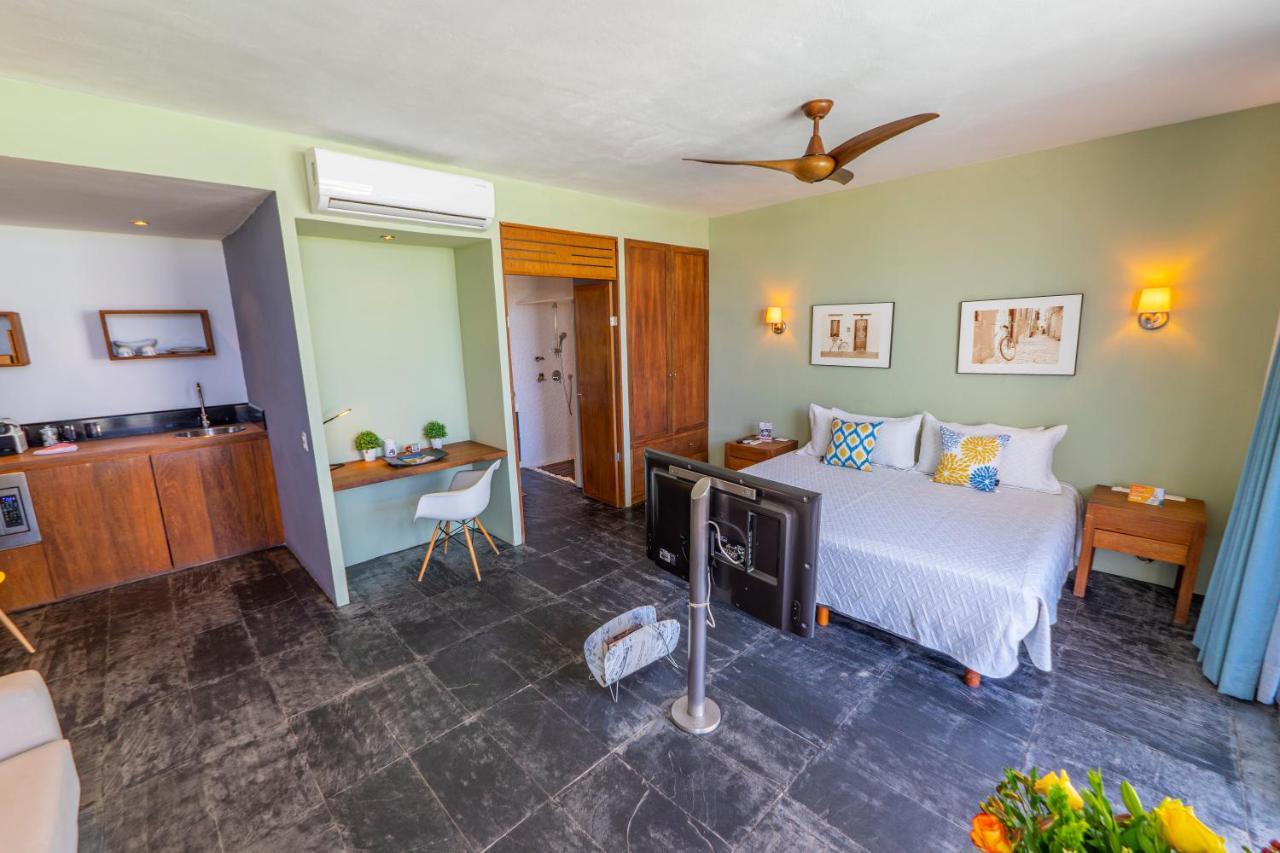 Suites At Sapphire Ocean Club 巴亞爾塔港 外观 照片